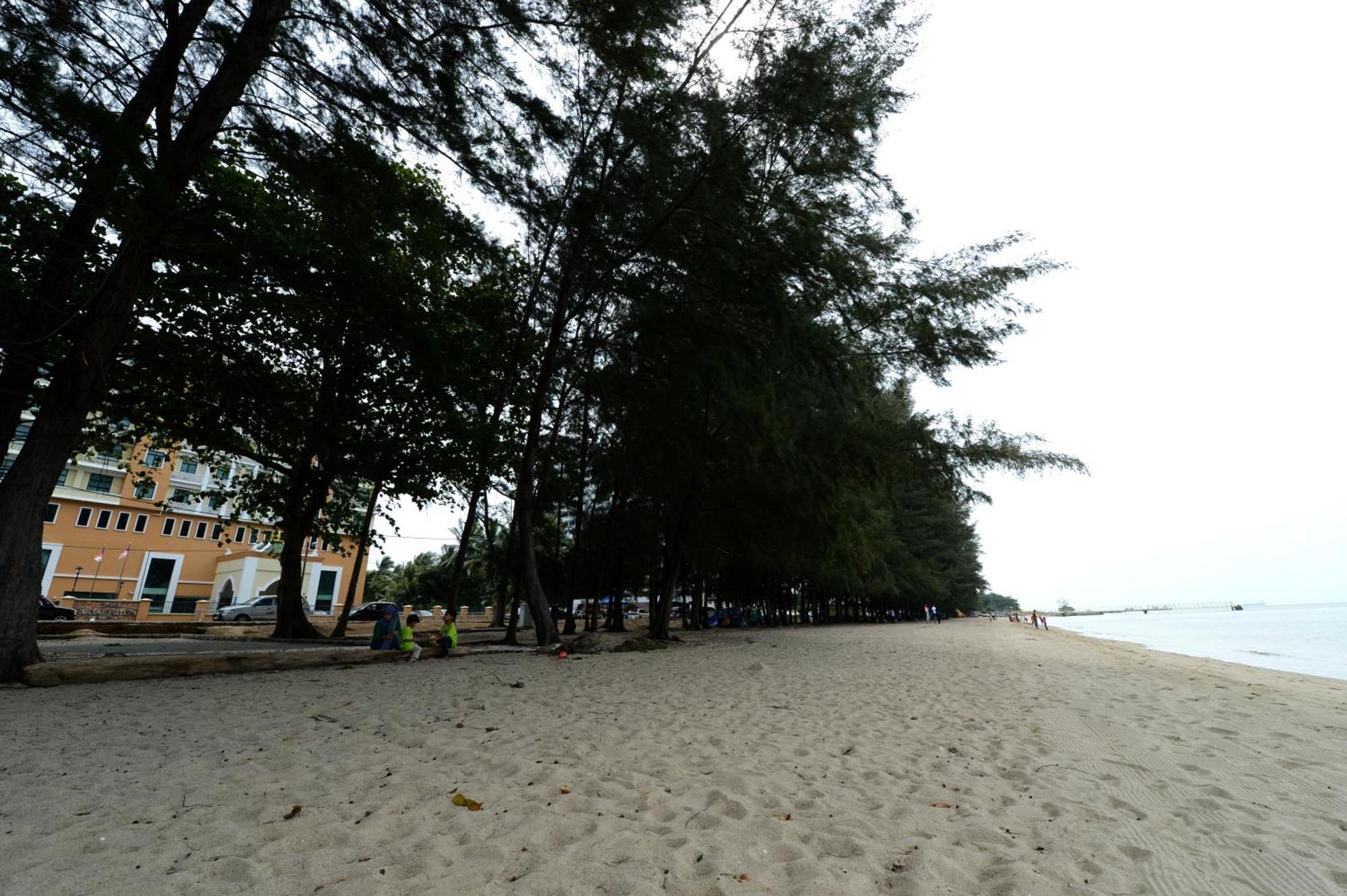 プテリ ベイ ホテル Malacca エクステリア 写真
